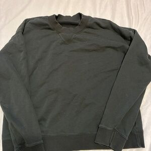 dark pale green VUORI crewneck